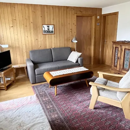Akelei - Klein Appartement-fewo- Dusche Oder Bad- Wc 3-bettwohnung By Interhome Цвайзиммен
